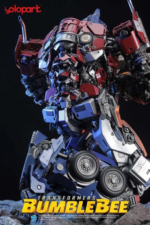 Yolopark Bumblebee Movie IIES Earth Mode Optimus Prime Official Image  (25 of 27)